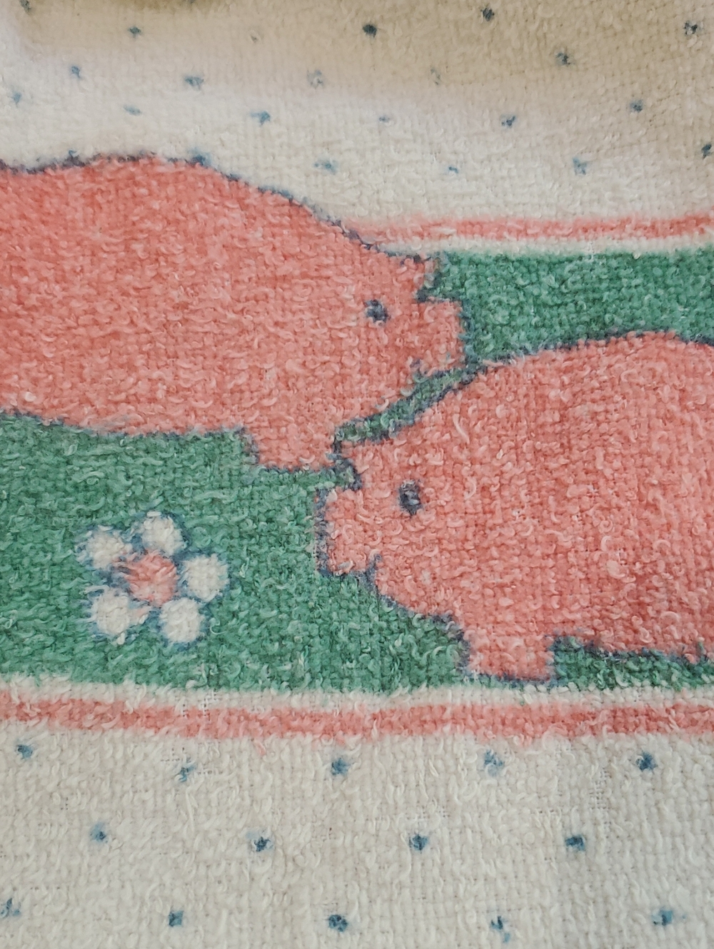 Vintage 1970s Happy Piggies Hand Towel